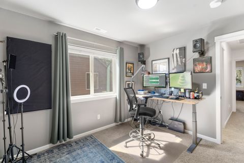 Tiny photo for 16569 Beesley Place, La Pine, OR 97739 (MLS # 220218719)