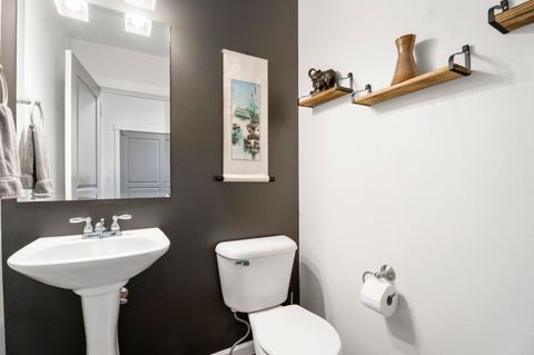 Tiny photo for 16569 Beesley Place, La Pine, OR 97739 (MLS # 220218719)