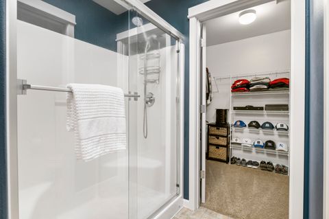 Tiny photo for 16569 Beesley Place, La Pine, OR 97739 (MLS # 220218719)