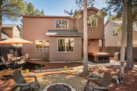 Tiny photo for 16569 Beesley Place, La Pine, OR 97739 (MLS # 220218719)