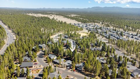 Tiny photo for 16569 Beesley Place, La Pine, OR 97739 (MLS # 220218719)