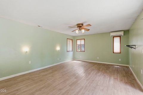 Tiny photo for 782 Covered Bridge Road, Rogue River, OR 97537 (MLS # 220222099)