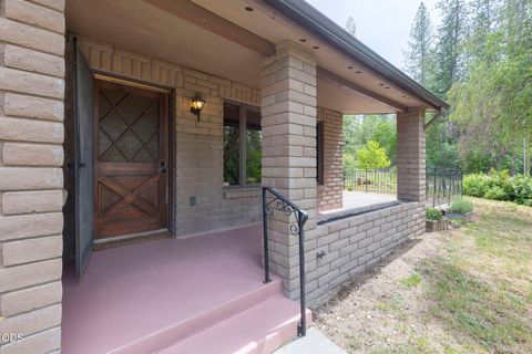 Tiny photo for 782 Covered Bridge Road, Rogue River, OR 97537 (MLS # 220222099)