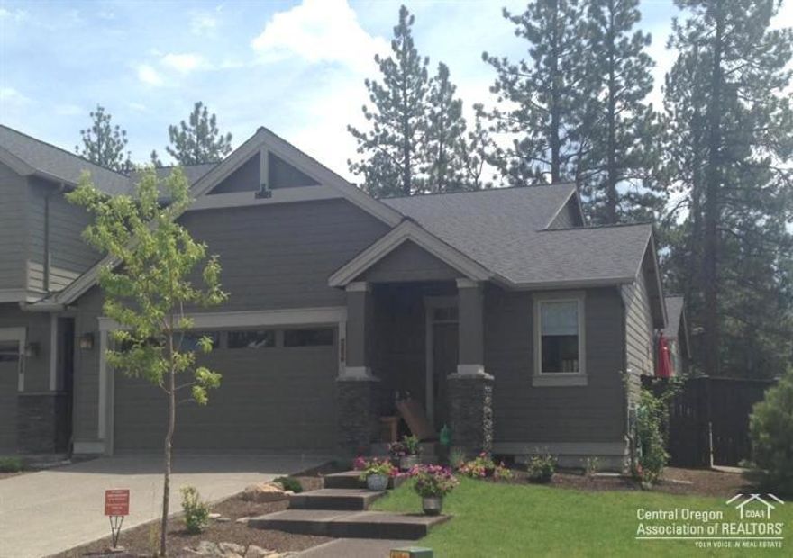 Grab this NEW Lodepole plan by Pahlisch Homes. A fantastic townhome which includes a private entryway, wood laminate flooring, big Open Kitchen w/Knotty Alder cabinetry, quartz counters w/full tile backsplash, big pantry and SS appls. Spacious Great room with gas, stone Fireplace, coffer ceiling and ceiling fan. Even a private office area too. Courtyard w/access from dining room & master suite. 2-car garage. Photos of same finished plan, specs may vary. See visual tour attached, don't wait, these go fast!