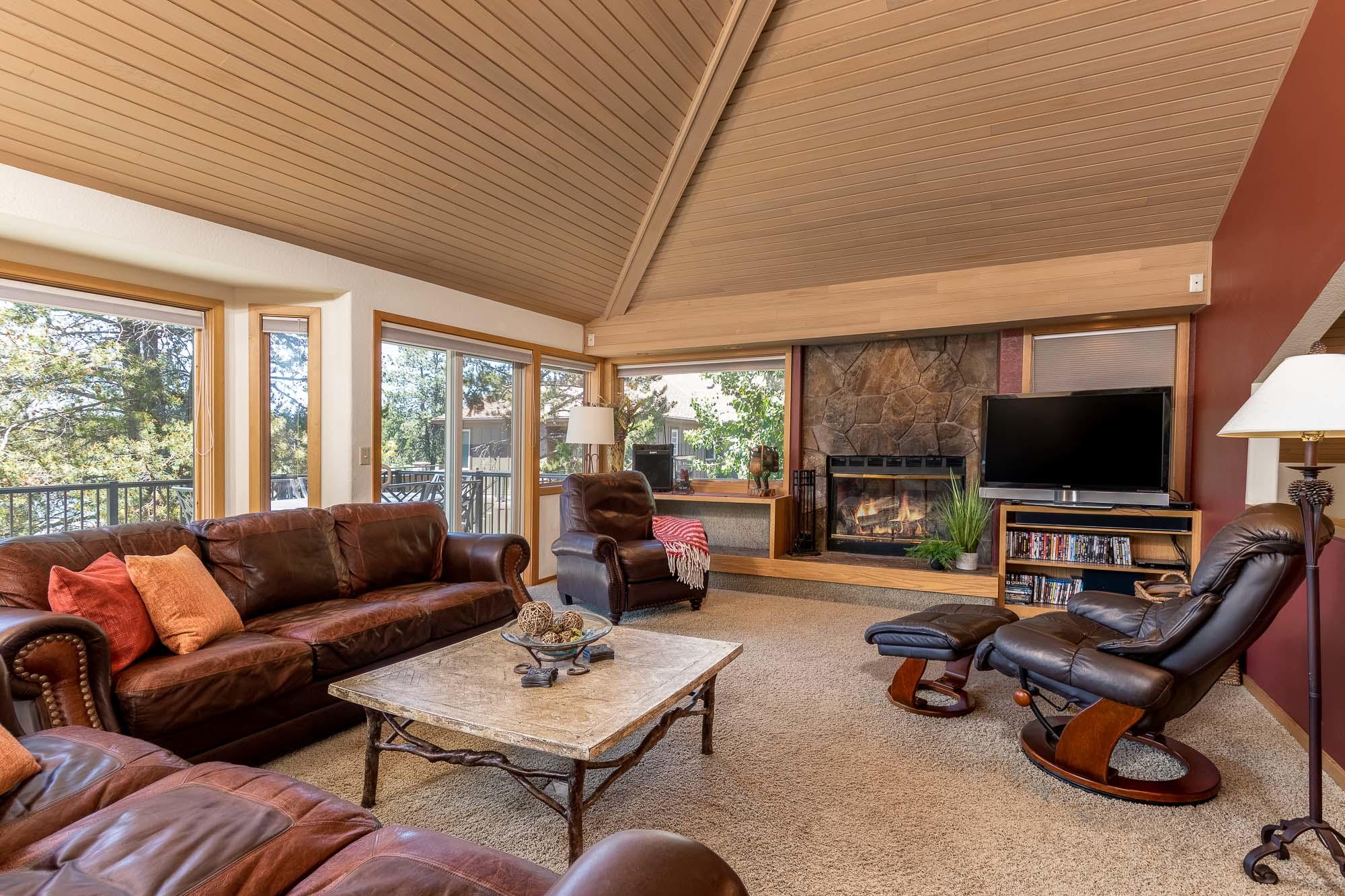 Fairway Point Villag - Residential