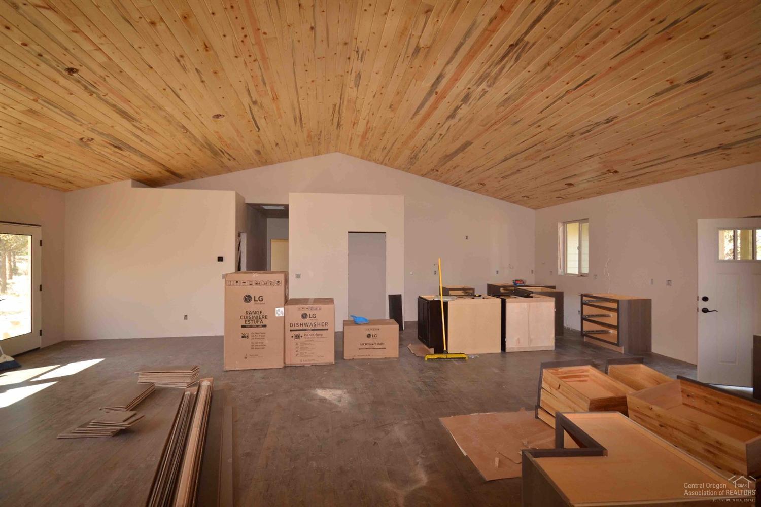 Sunglo West - Residential