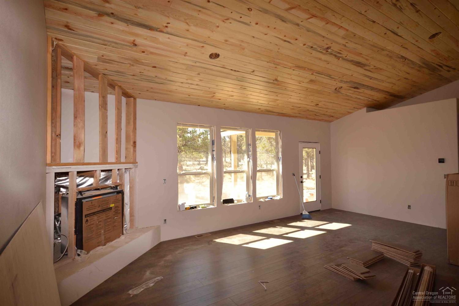 Sunglo West - Residential