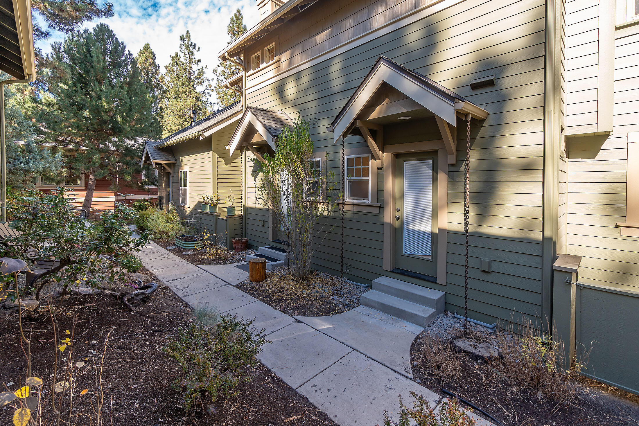 2339 NW Labiche Lane UNIT 6