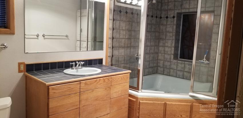 Deschutes RiverWoods - Residential