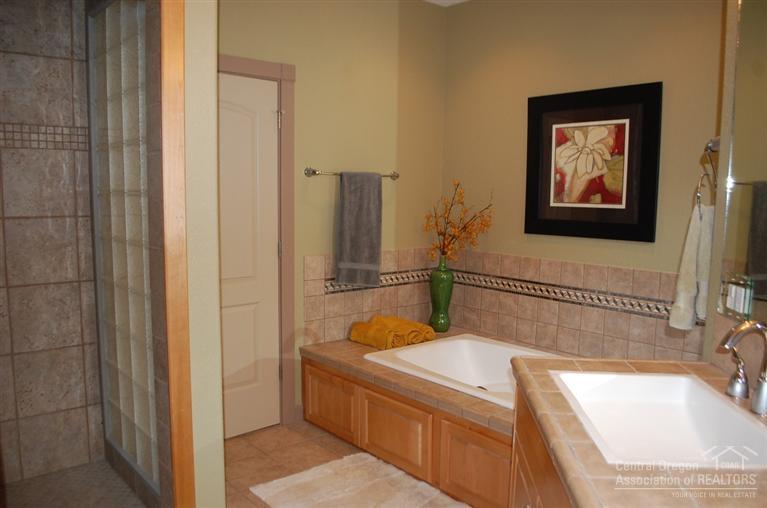 River Glen - Residential