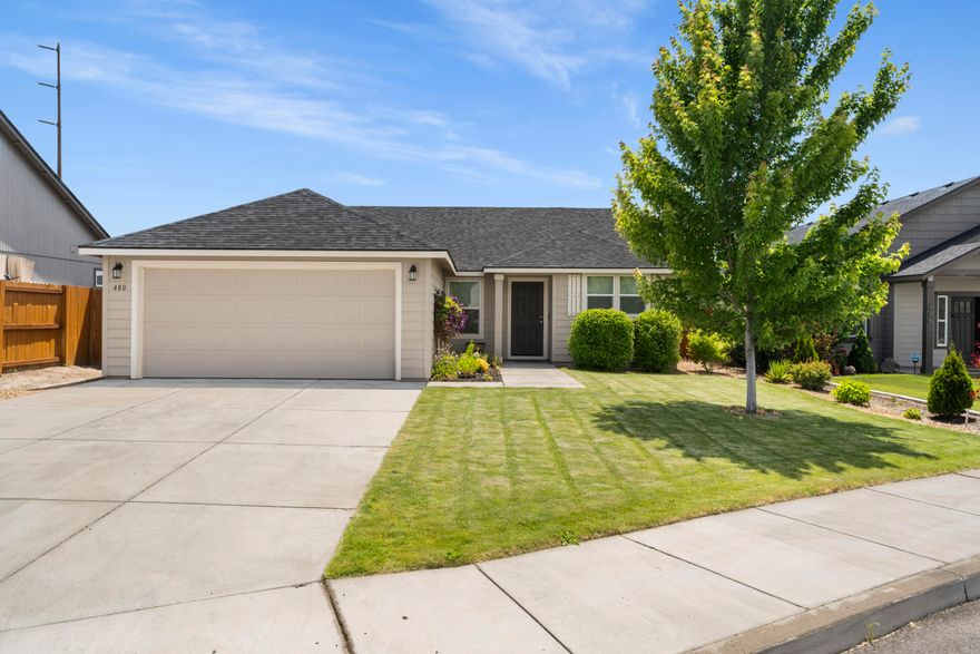 This beautifully designed 3 bedroom, 2 bath home offers a light airy feel with vaulted ceilings and a spacious living room that creates an inviting atmosphere. The interior has been refreshed with new paint in 2025 giving it a bright feeling throughout. 
The thoughtfully designed open concept seamlessly connects the kitchen, dining area, and great room—perfect for everyday living and entertaining. The kitchen offers generous storage solutions, and ample counter space.
The primary bedroom suite includes two convenient closets and a bathroom with dual sink vanities. The second bedroom impresses with an oversized walk-in closet, while the third bedroom, featuring elegant double glass doors, provides flexibility as either a bedroom or home office.
Outside you will be enchanted by the expansive, beautifully landscaped backyard—a peaceful retreat for relaxation while enjoying the Central Oregon Sky.