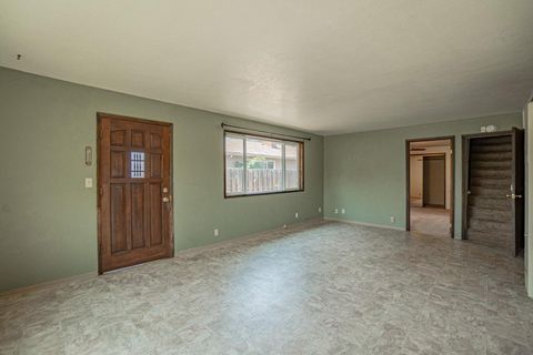 Tiny photo for 840 Palm Street, Medford, OR 97501 (MLS # 220215107)