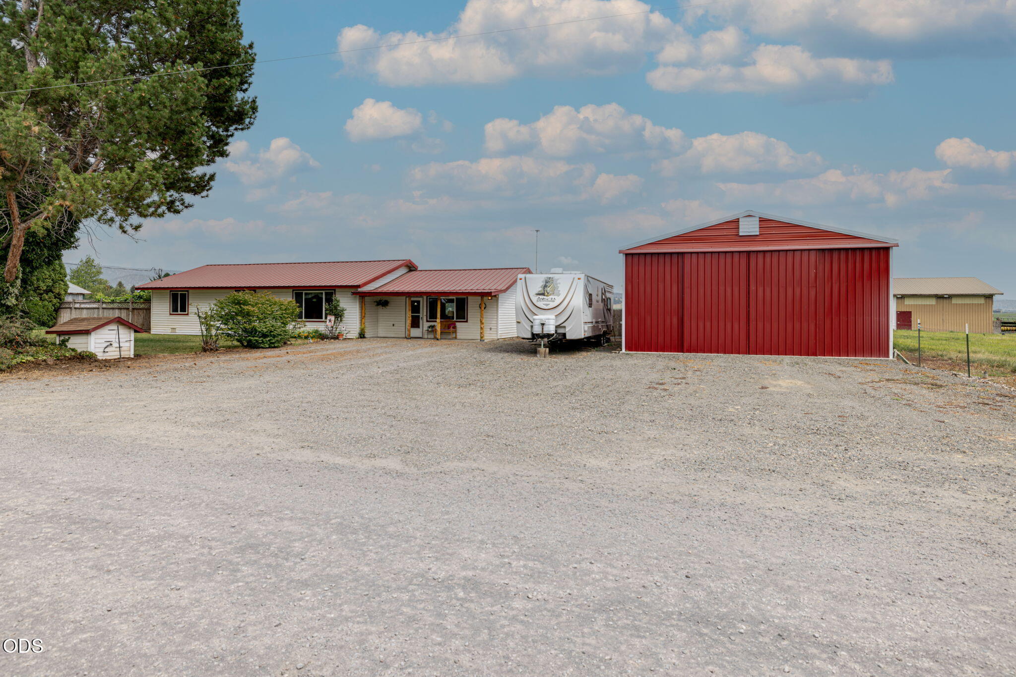 7432 NW Vista View Road