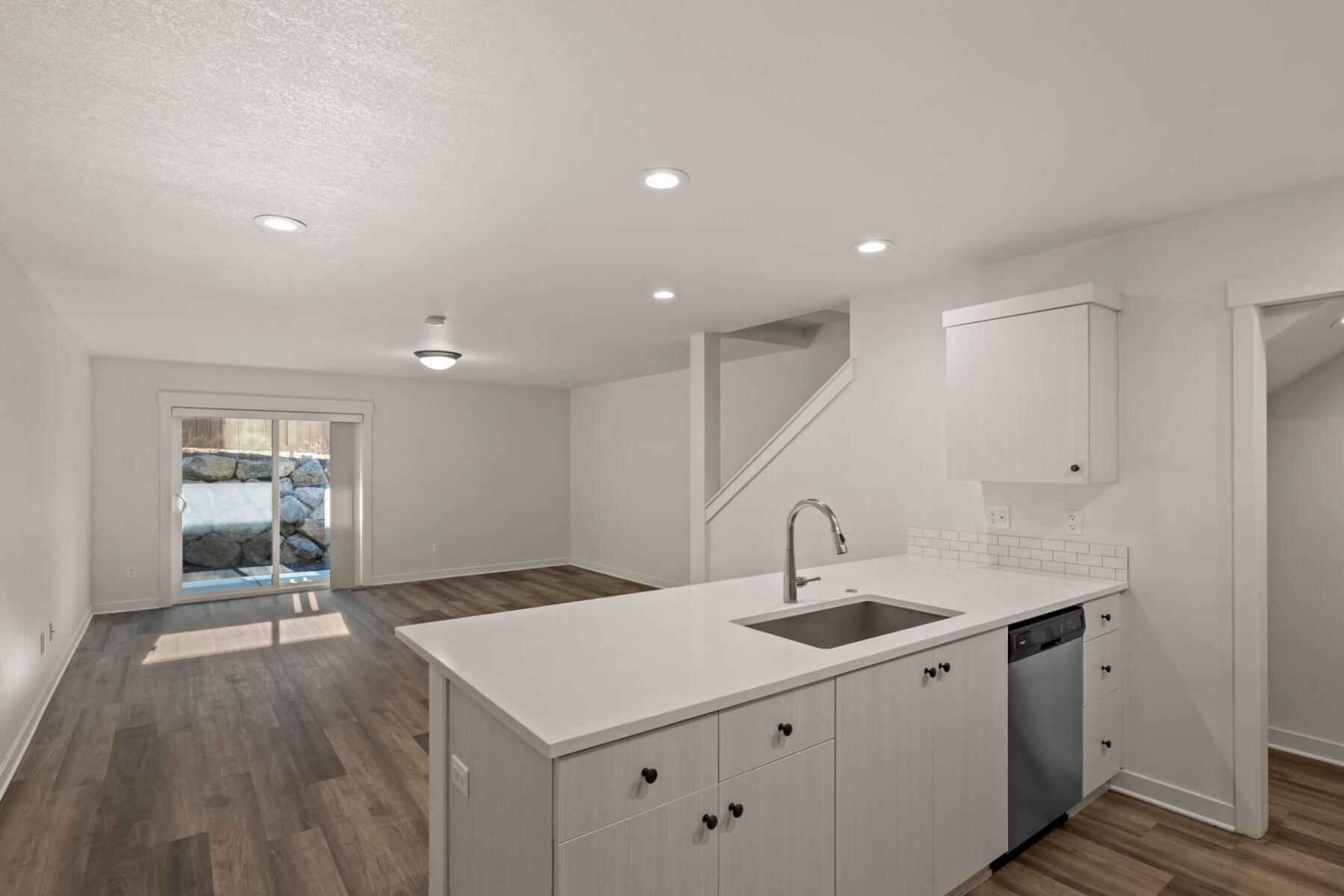 Holliday Park - Residential Income