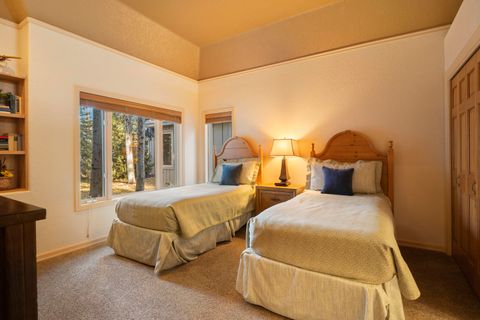 Tiny photo for 57082 Peppermill Circle #35-C, Sunriver, OR 97707 (MLS # 220219592)