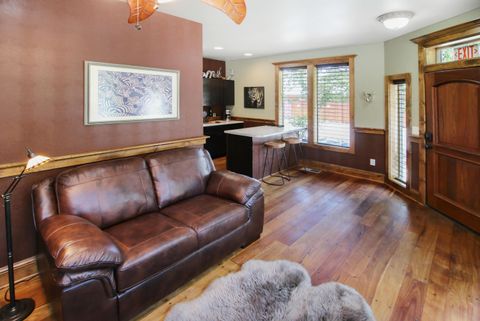 Tiny photo for 195 E E Street, Jacksonville, OR 97530 (MLS # 220212183)