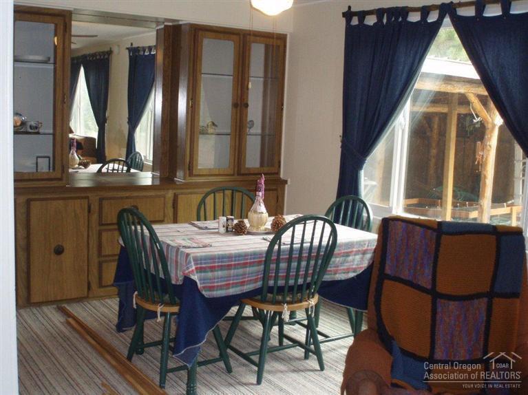 Deschutes River Acre - Residential