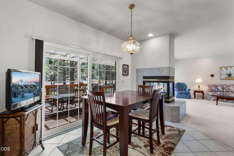 Tiny photo for 8280 Junco Court, Redmond, OR 97756 (MLS # 220222908)