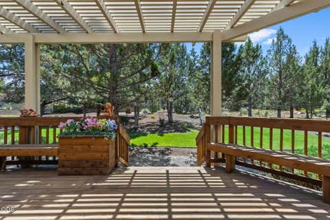 Tiny photo for 8280 Junco Court, Redmond, OR 97756 (MLS # 220222908)