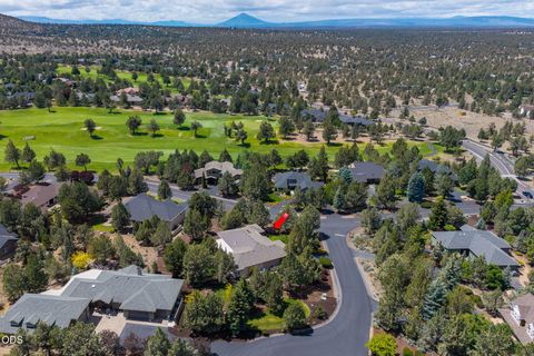 Tiny photo for 8280 Junco Court, Redmond, OR 97756 (MLS # 220222908)