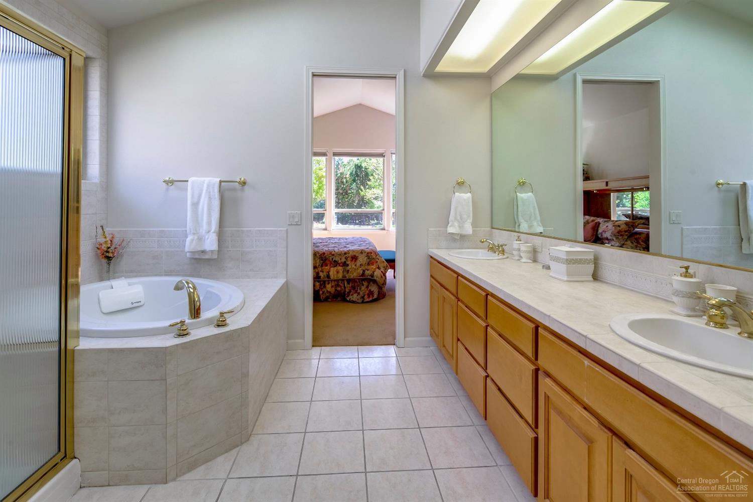 Broken Top - Residential