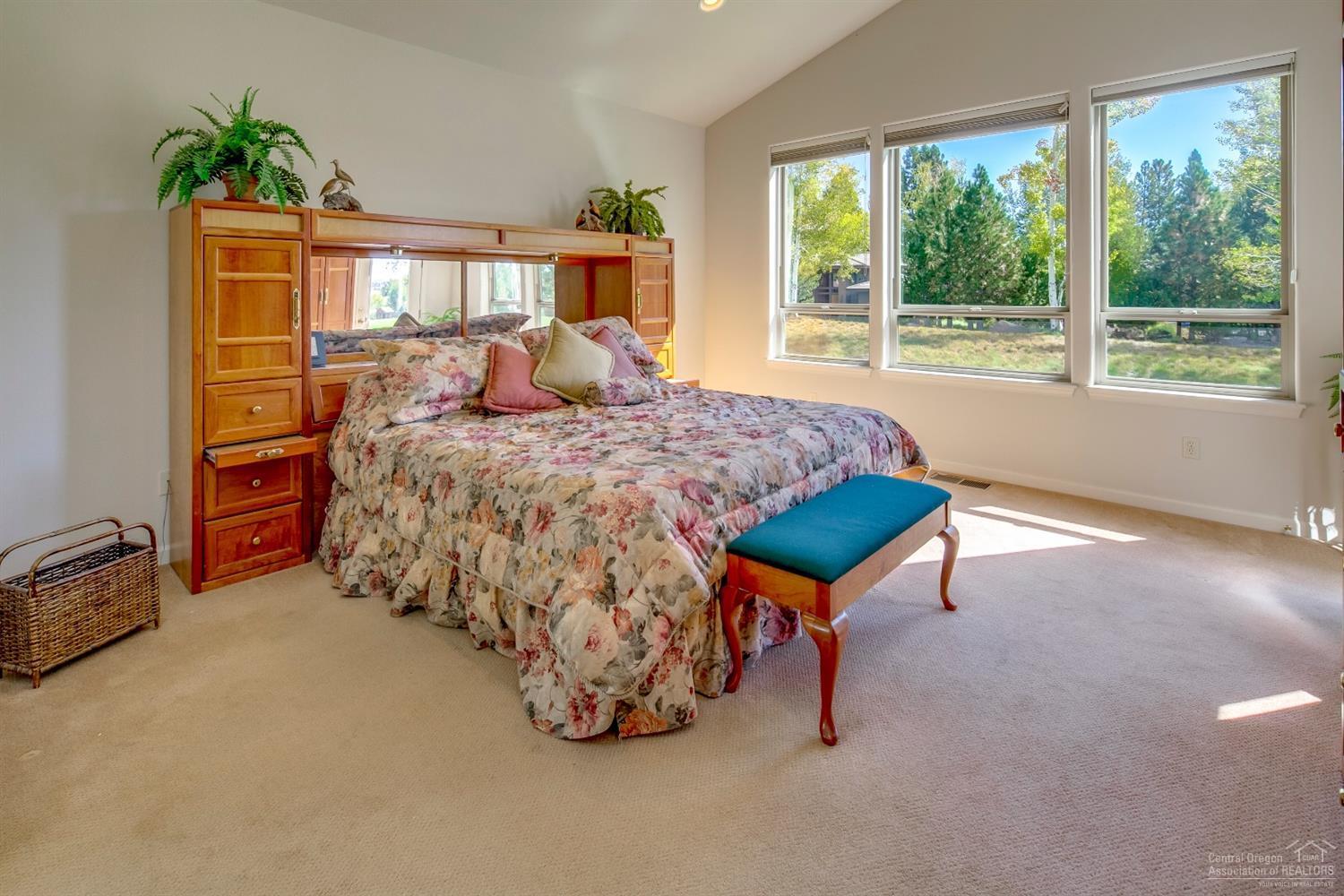 Broken Top - Residential