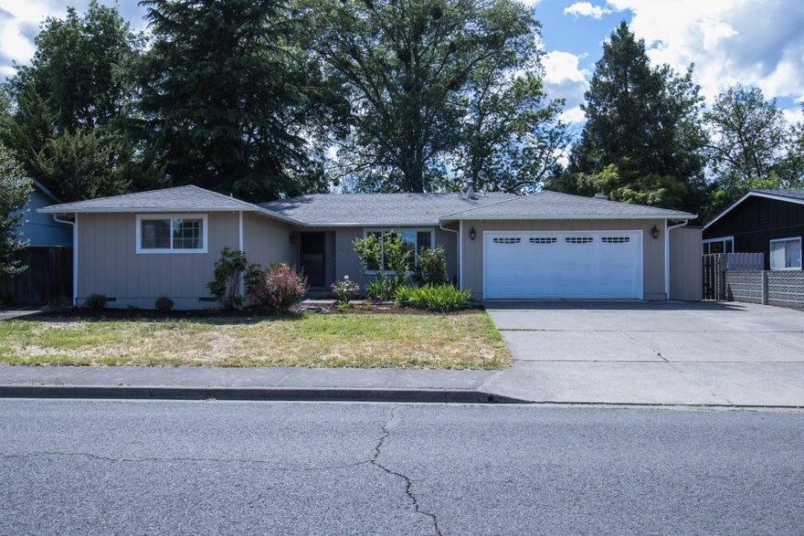 Just starting out? Wanting to simplify? Looking for a rental? Check out this lovely W.L. Moore built home near Mae Richardson School. This home has two separate living spaces, large island in kitchen, hardwood floors, updated windows, and a nice size linen closet! Just painted, refrigerator and kitchen faucet NEW in 2020, hot water heater NEW in 2019, Dishwasher NEW in 2018, Lennox furnace and A/C NEW in 2015! Ductwork replaced in 2015! Nice sized backyard backs to Jackson Creek. This place is ready for you to call home!!!