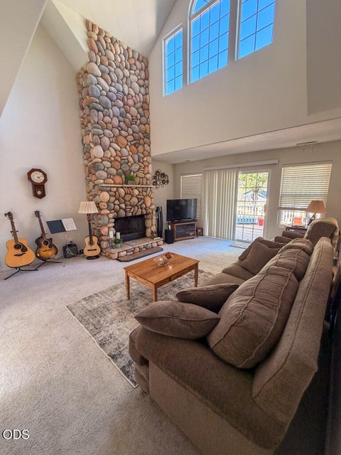 Tiny photo for 412 Country Court, Shady Cove, OR 97539 (MLS # 220225110)