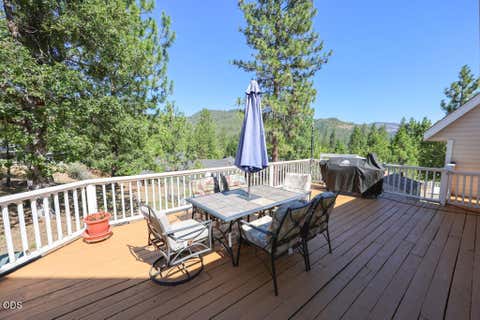 Tiny photo for 412 Country Court, Shady Cove, OR 97539 (MLS # 220225110)