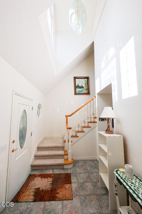 Tiny photo for 412 Country Court, Shady Cove, OR 97539 (MLS # 220225110)