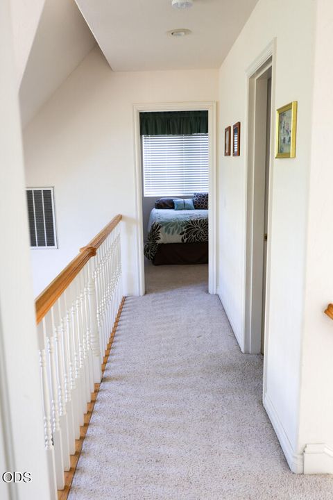 Tiny photo for 412 Country Court, Shady Cove, OR 97539 (MLS # 220225110)