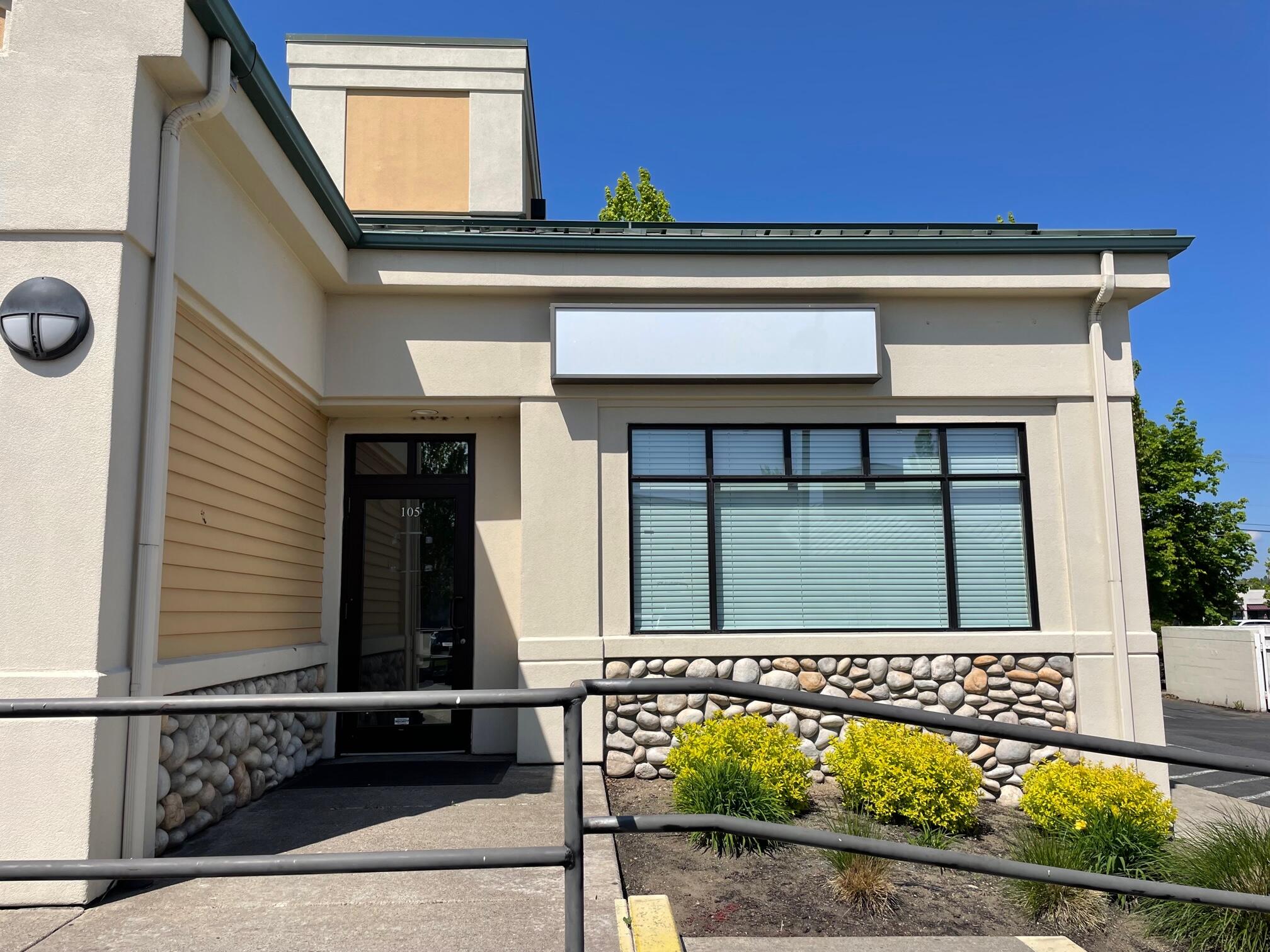 Crossroads - Commercial Lease