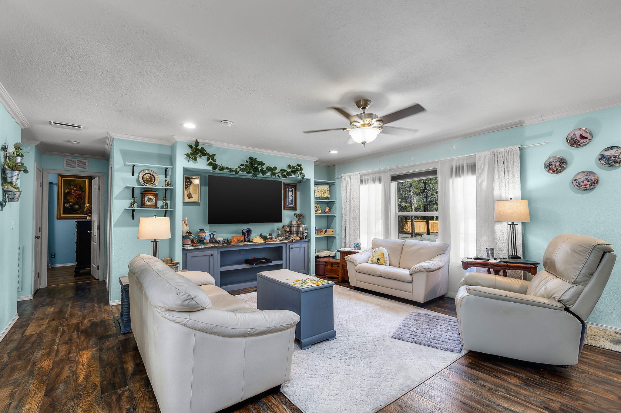 15675 Holiday Court