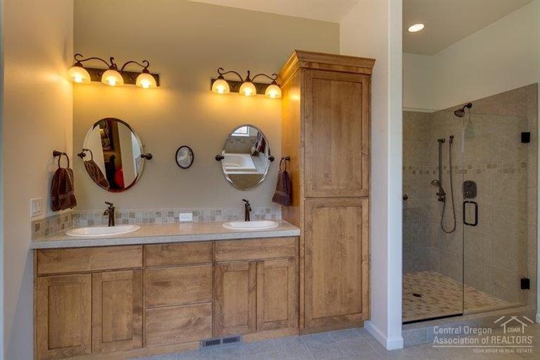 Eagle Crest - Residential