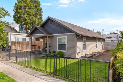 Tiny photo for 319 S Ivy Street, Medford, OR 97501 (MLS # 220223008)