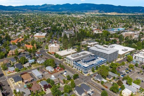 Tiny photo for 319 S Ivy Street, Medford, OR 97501 (MLS # 220223008)
