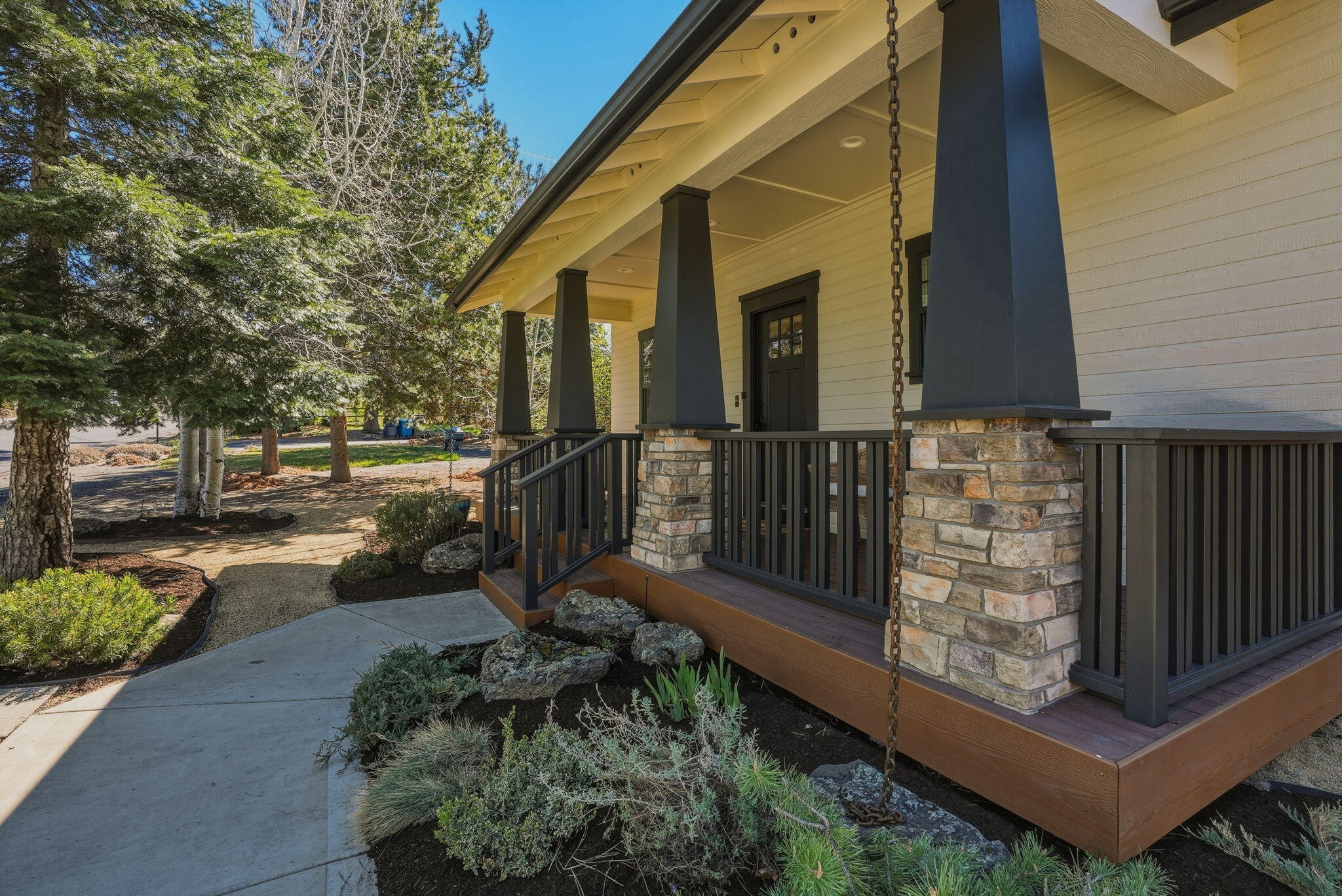 625 NE Norton Avenue 1 + 2