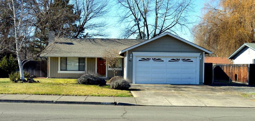Are you searching for a nice home with RV Parking? This East Medford home has nice interior and a great backyard. Raised beds for gardening, and plenty of room for your toys.