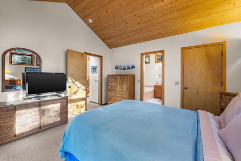 Tiny photo for 70627 Ponderosa Ln #SM 121, Black Butte Ranch, OR 97759 (MLS # 220214352)