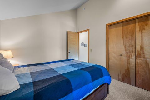 Tiny photo for 70627 Ponderosa Ln #SM 121, Black Butte Ranch, OR 97759 (MLS # 220214352)