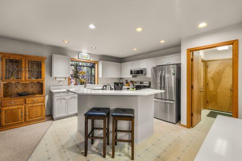 Tiny photo for 70627 Ponderosa Ln #SM 121, Black Butte Ranch, OR 97759 (MLS # 220214352)