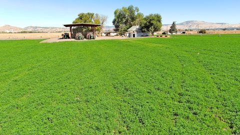 Tiny photo for 392 Del Fatti Lane, Klamath Falls, OR 97603 (MLS # 220212480)