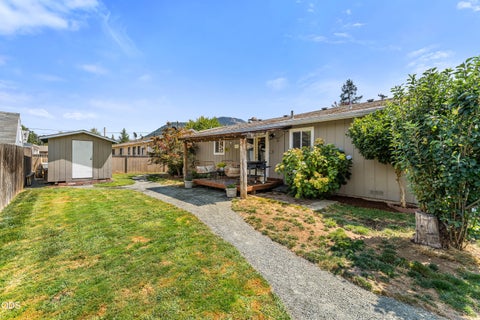 Tiny photo for 1310 SE Perry Street, Grants Pass, OR 97526 (MLS # 220227204)