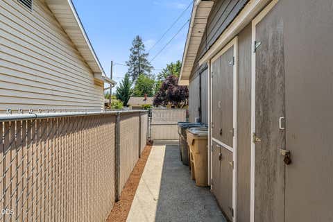 Tiny photo for 1310 SE Perry Street, Grants Pass, OR 97526 (MLS # 220227204)
