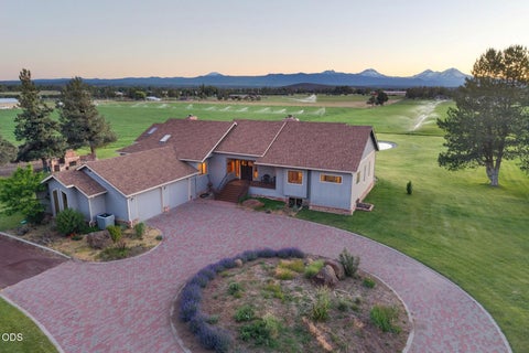 Photo of 65055 Old Bend Redmond Highway, Bend, OR 97703 (MLS # 220223864)