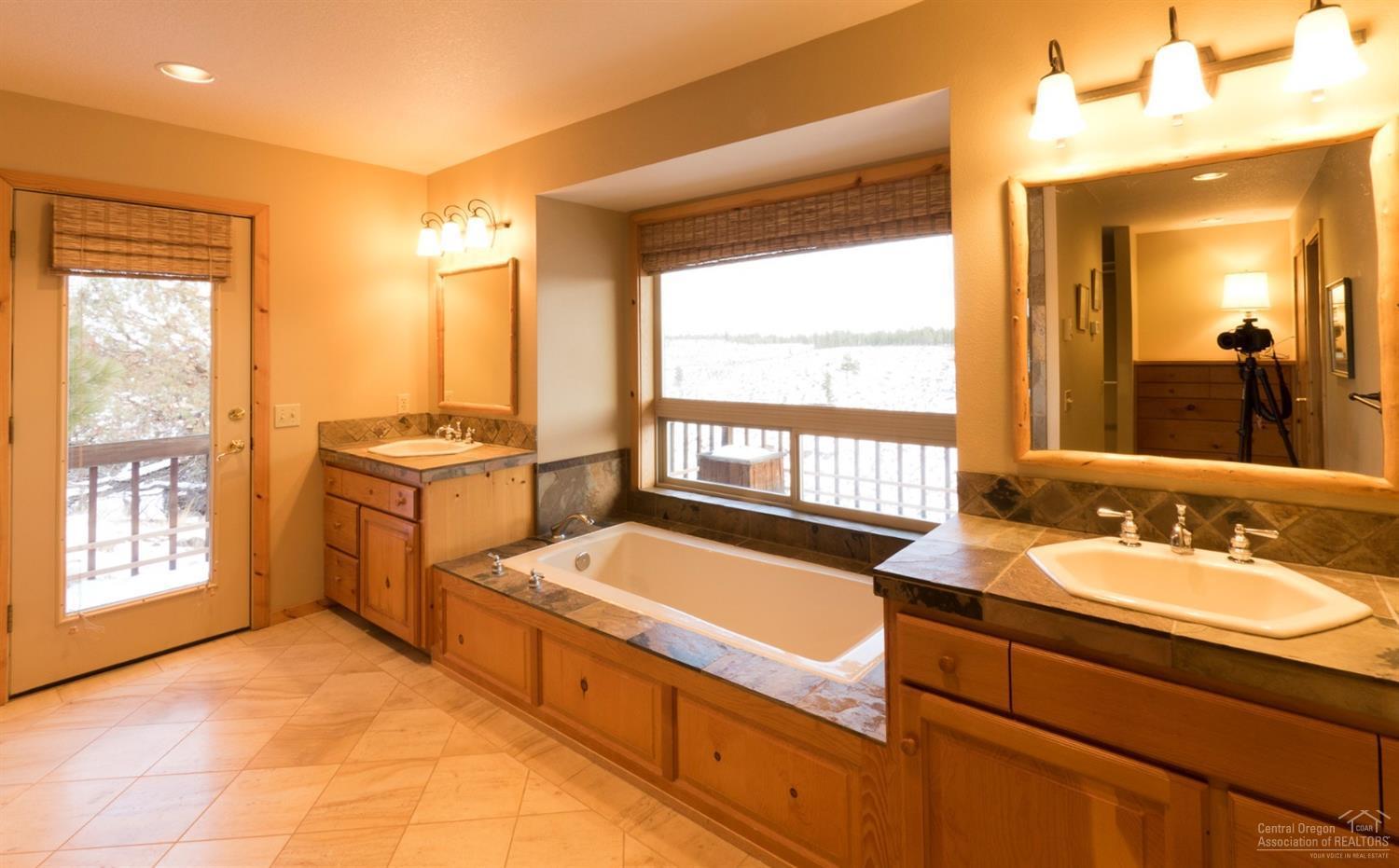 Squaw Creek Canyon - Residential