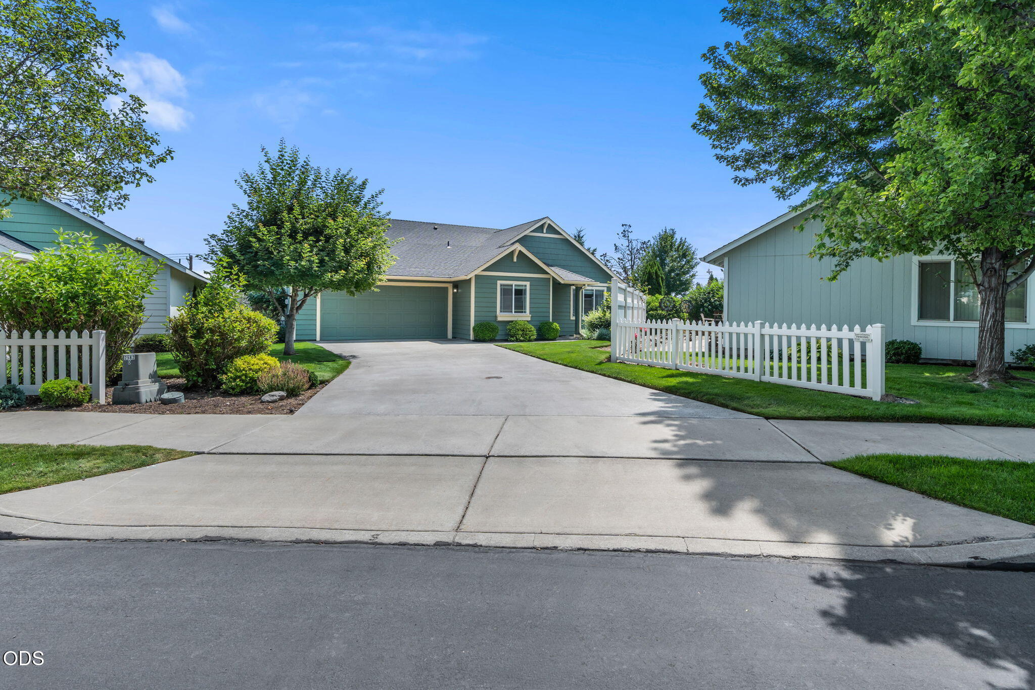 3738 SW 29th Street