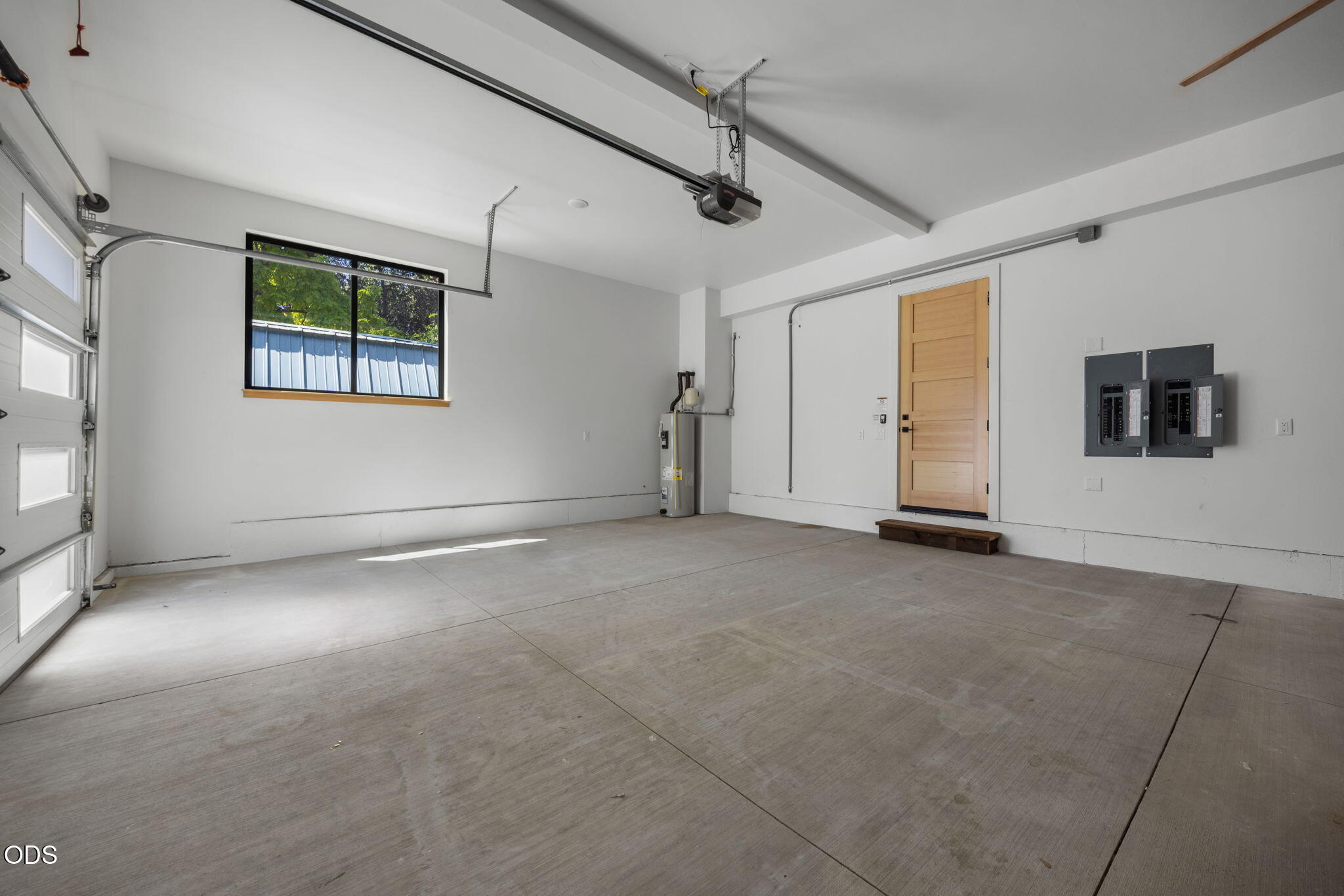 1565 NW Galveston Ave, Bend, OR, 97703, USA, 5 Bedrooms Bedrooms, ,5 BathroomsBathrooms,Residential,Active,1565 NW Galveston Ave,220221457