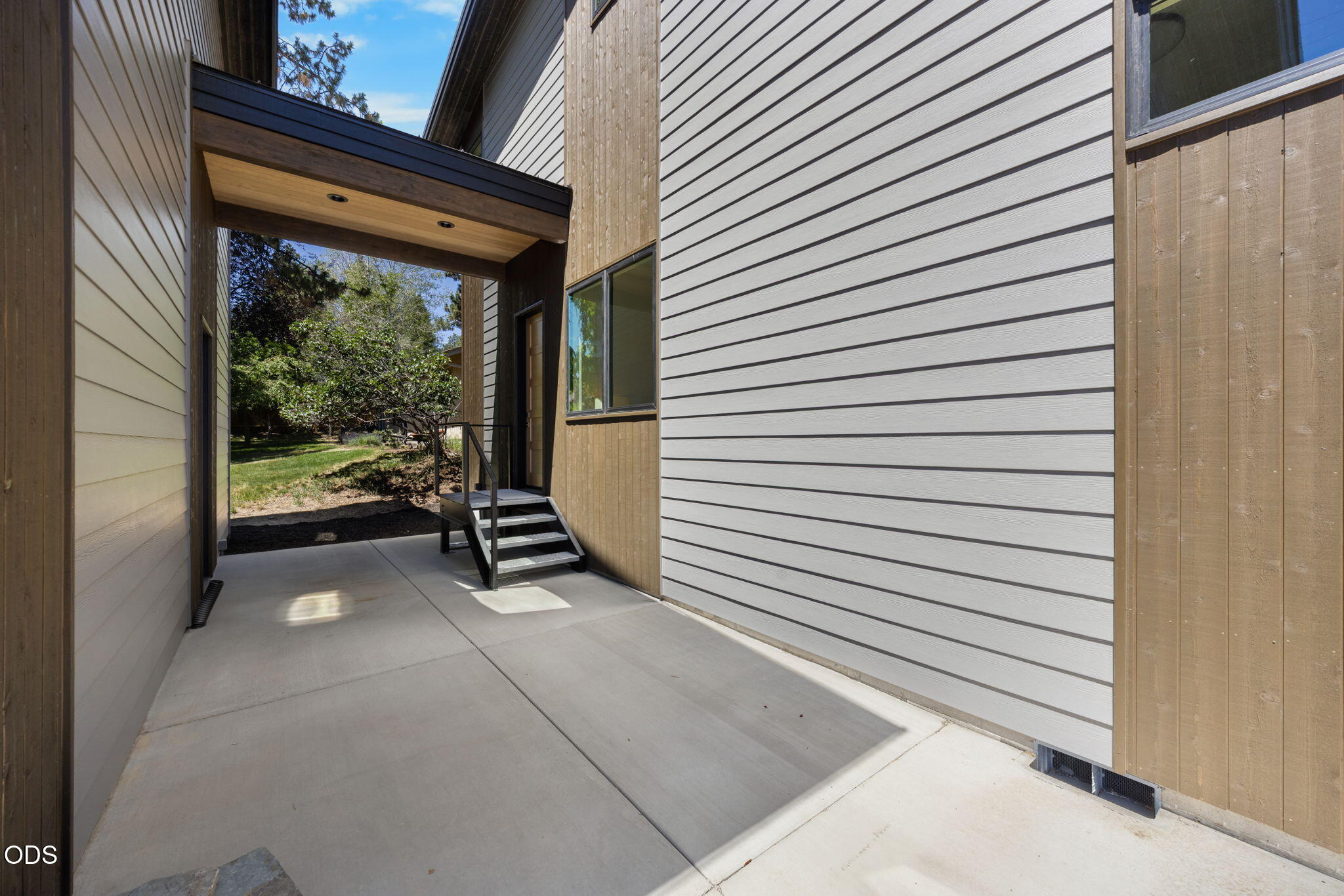 1565 NW Galveston Ave, Bend, OR, 97703, USA, 5 Bedrooms Bedrooms, ,5 BathroomsBathrooms,Residential,Active,1565 NW Galveston Ave,220221457