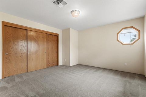 Tiny photo for 133 Kingsgate Way, Grants Pass, OR 97527 (MLS # 220219640)